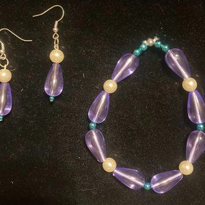 Handmade faux pearl and purple earrings and elastic bracelet